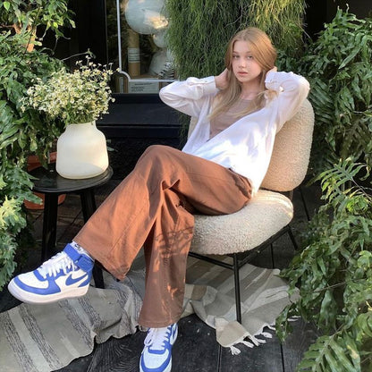 Hazel – Retro American High-Waist Brown Straight-Leg Jeans